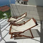 Lovric - 30 Meters To The Beach * Trogir