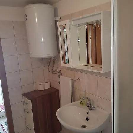 Lovric - 30 Meters To The Beach * Trogir