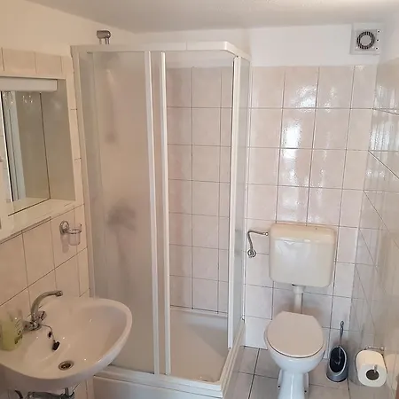 Lovric - 30 Meters To The Beach Appartement *