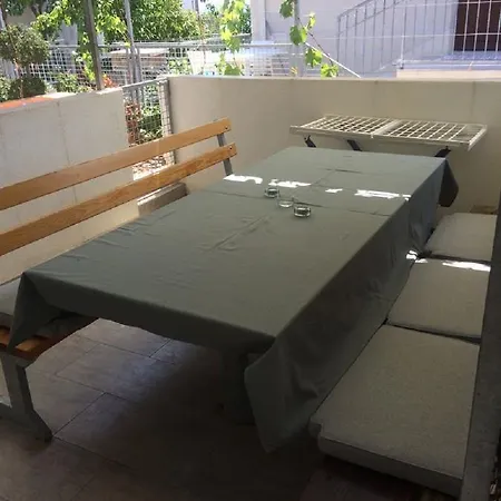 Lovric - 30 Meters To The Beach Appartement