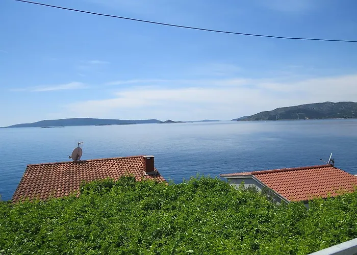 Appartamento Lovric - 30 Meters To The Beach