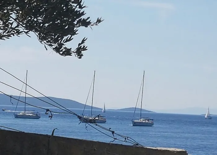Lovric - 30 Meters To The Beach * Traù