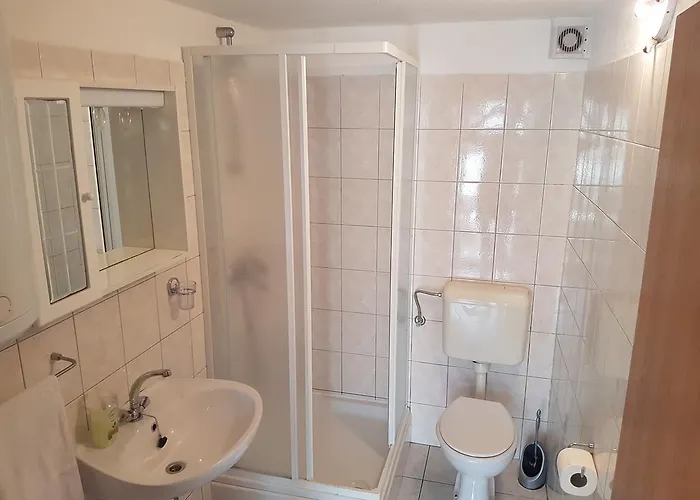 Lovric - 30 Meters To The Beach Apartament *