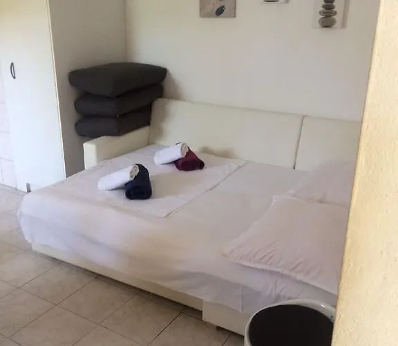 Apartament Lovric - 30 Meters To The Beach