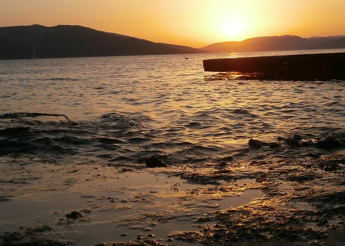 Lovric - 30 Meters To The Beach Apartament