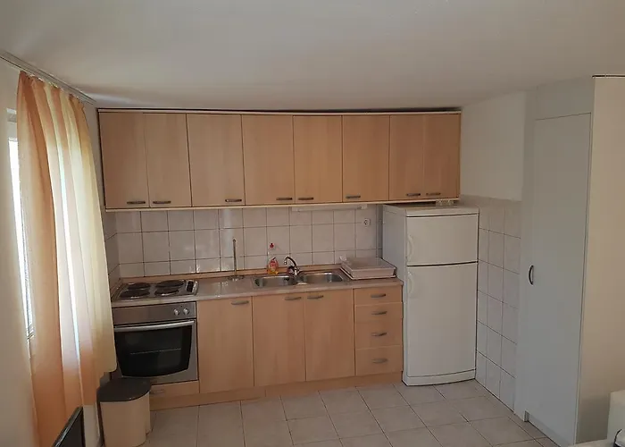Lovric - 30 Meters To The Beach Appartement *
