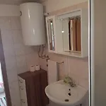 Lovric - 30 Meters To The Beach * Трогир